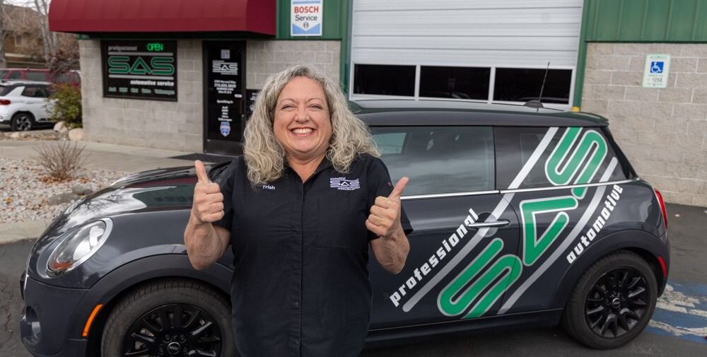 SAS Free Courtesy Rides Available SAS Owner Patricia Holdiman welcomes you to take a free courtesy ride when you drop your car for maintenance or repair.